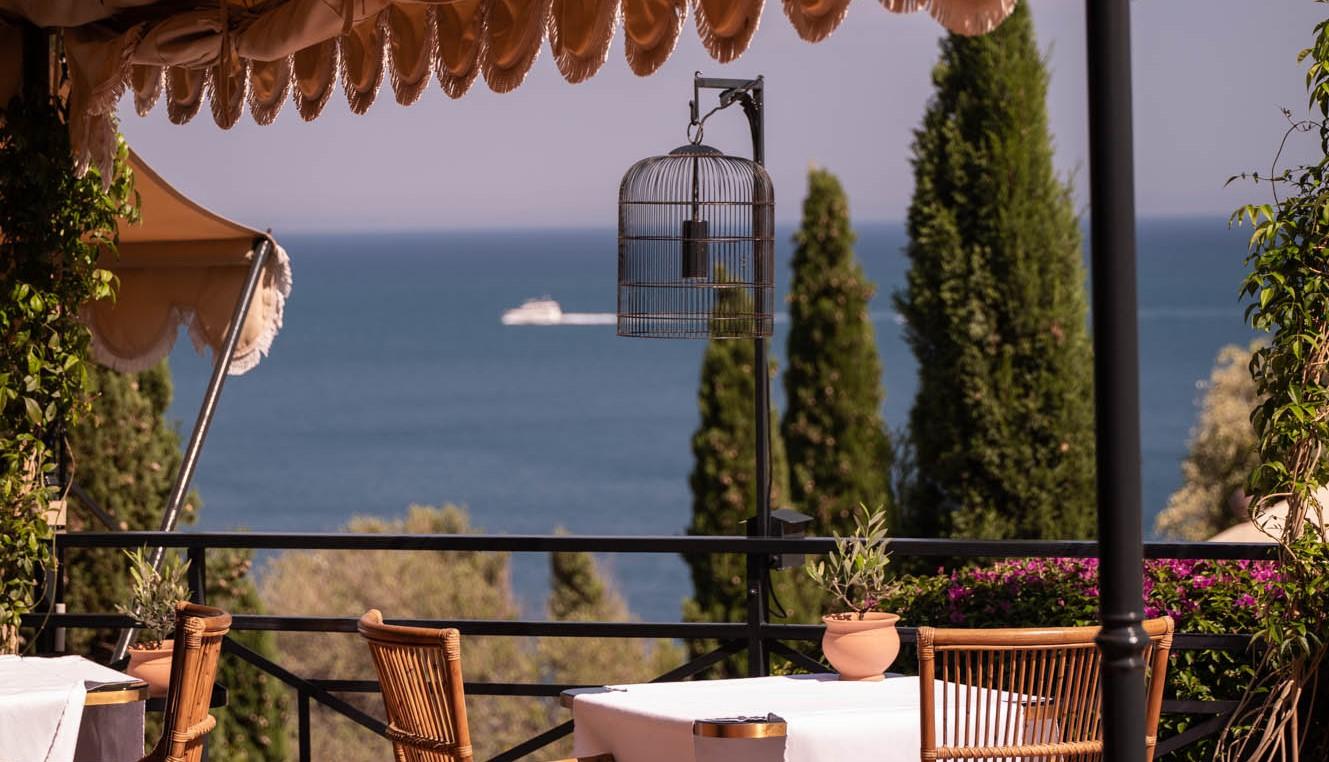 Hotel Il Pellicano — the seaview restaurant terrace opening onto the Tuscan coast